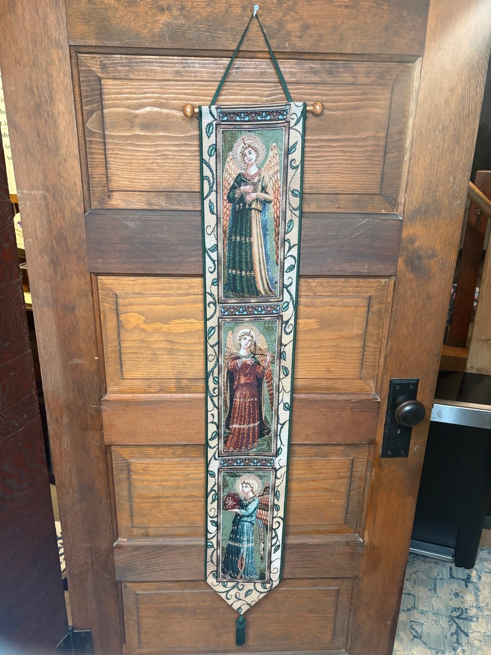 Vintage Manual Woodworkers & Weavers Inc Angelic Concerto Bell Pull